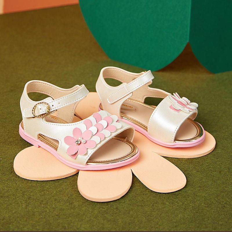 sandalia-infantil-flora-pimpolho-branca-120263_ensaio_3.jpg