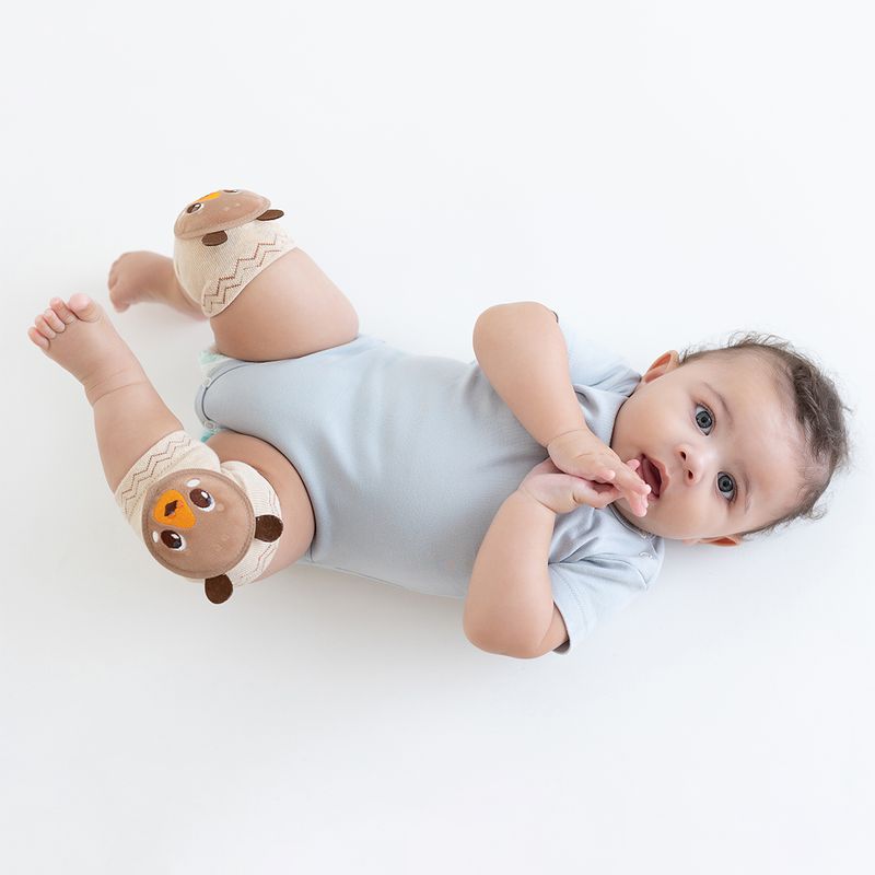 joelheira-soft-ludica-06-a-12-meses-masculino-pimpolho-300880_1_ensaio_2.jpg